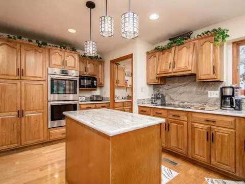 Kitchen - 619 Karr Rd, Jackson, OH 45640 photo 4 of 5