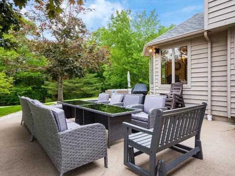 Exterior - 619 Karr Rd, Jackson, OH 45640 photo 19 of 34