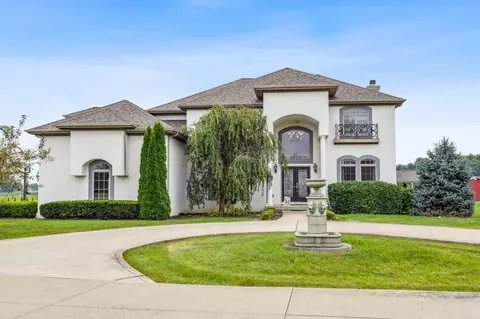 9329 Hocking Run, Canal Winchester, OH 43110
