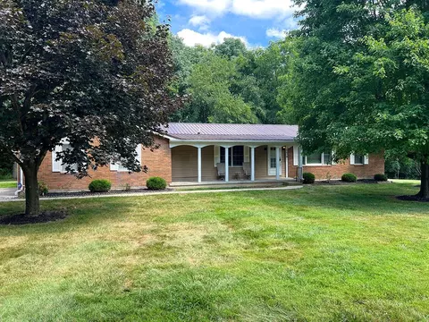 6678 E Lake Shore Dr, Hillsboro, OH 45133