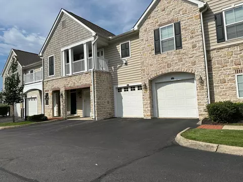 5615 Frawley Drive Dr #3, Dublin, OH 43016