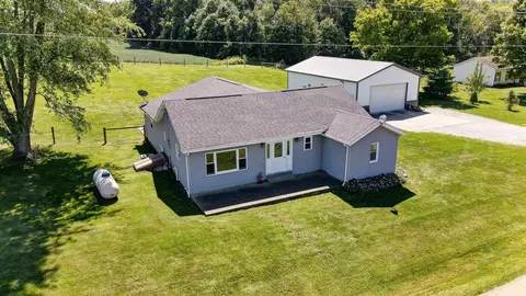 1260 Riley Rd NE, Newark, OH 43055