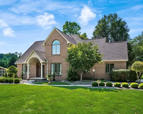 169 Bryn Du Dr, Granville, OH 43023