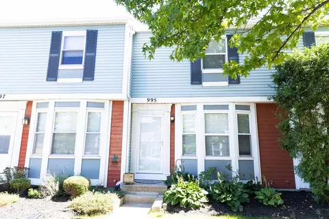 995 Annagladys Dr #R2, Worthington, OH 43085