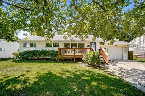 341 Pennsylvania Ave, Delaware, OH 43015