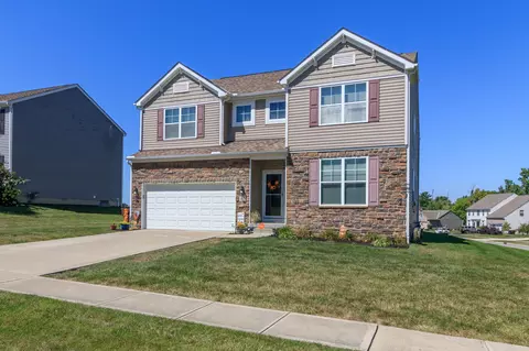 482 Crestview Dr, Lithopolis, OH 43136