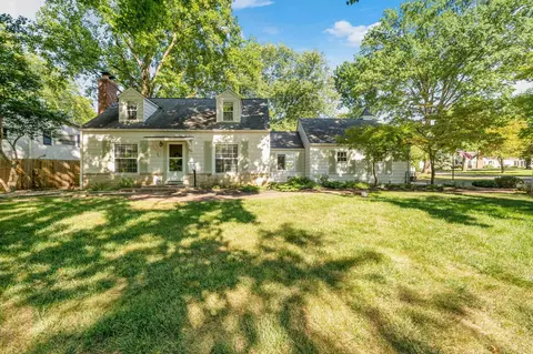326 Canyon Dr S, Columbus, OH 43214