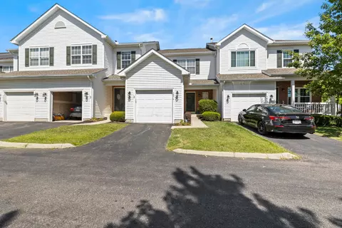 5876 Darby Hill Ln #13, Hilliard, OH 43026