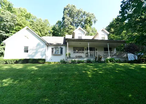 266 Ross Rd SE, Lancaster, OH 43130