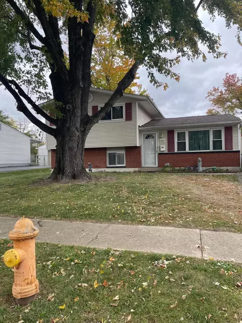 4920 Majestic Dr N, Columbus, OH 43232