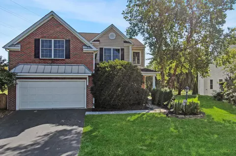 7493 Holderman St, Lewis Center, OH 43035