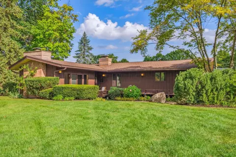 2474 Buckley Rd, Columbus, OH 43220
