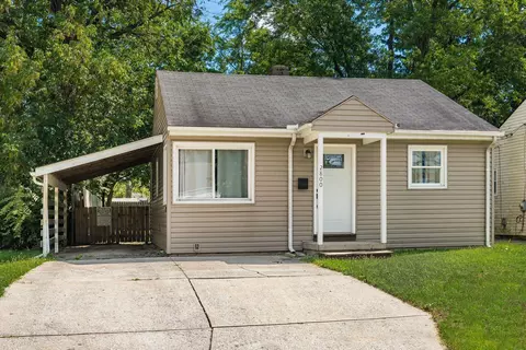 2800 Azelda St, Columbus, OH 43211