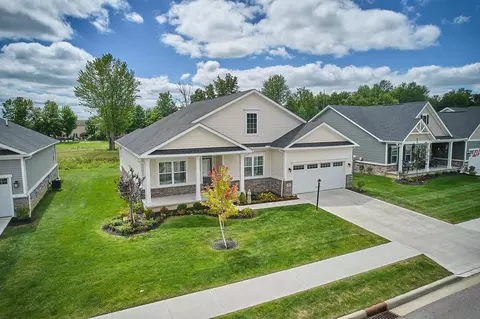 576 Trail W, Etna, OH 43062