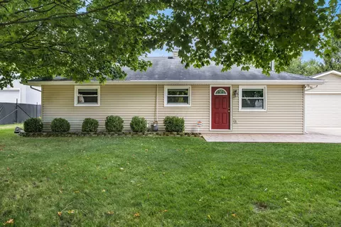 9782 Lynns Rd, Etna, OH 43062