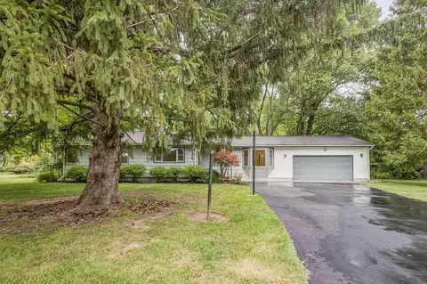 6541 Charles Rd, Westerville, OH 43082