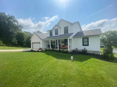 605 Eric Dr, Newark, OH 43055