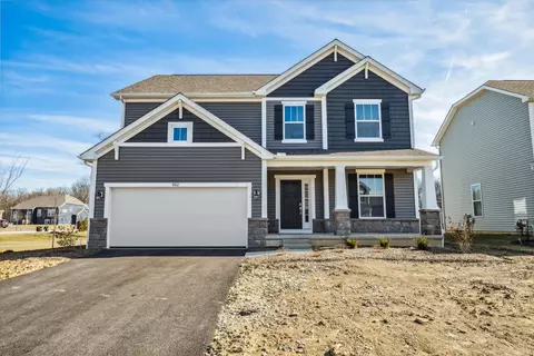 662 Big Stone Dr, Sunbury, OH 43074
