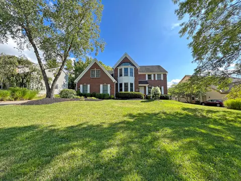4760 Saint Andrews Dr, Westerville, OH 43082