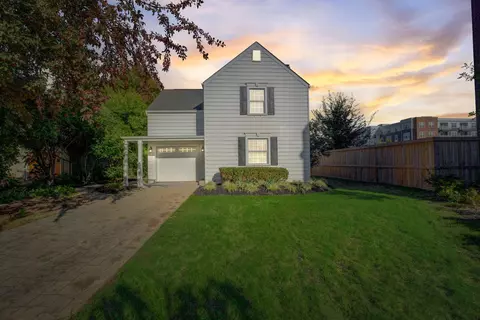 2512 Westmont Blvd, Columbus, OH 43221