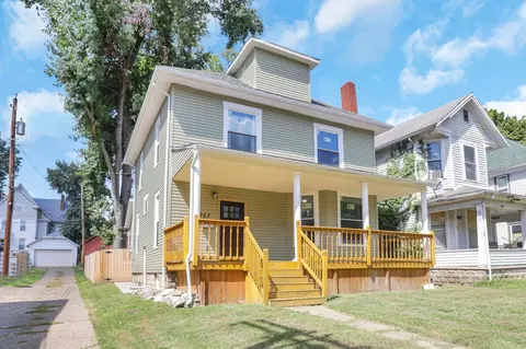 927 Findley Ave, Zanesville, OH 43701