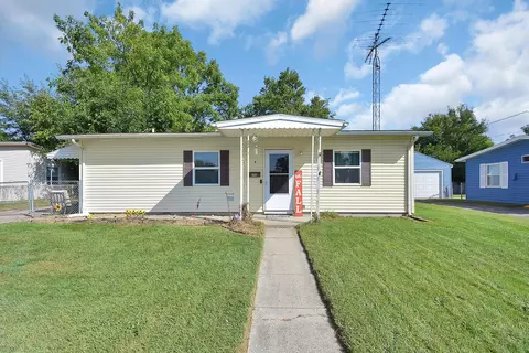 313 Prentice Dr, New Carlisle, OH 45344