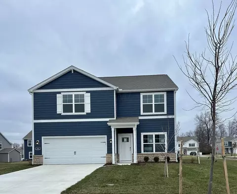 101 Flowering Meadow Dr, Delaware, OH 43015