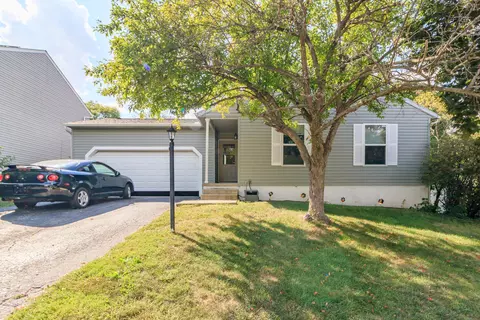1329 Eagle View Dr, Columbus, OH 43228 photo 32