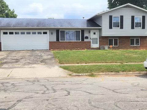 2640 Lindora Pl, Columbus, OH 43232