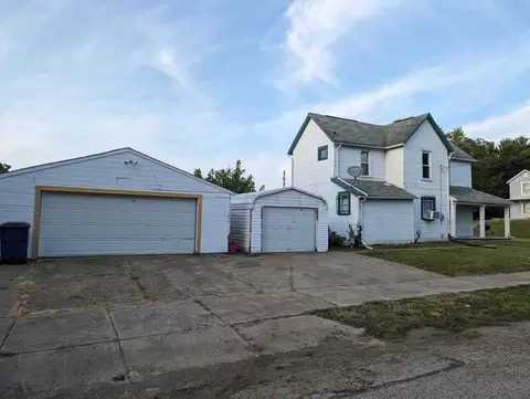 2051 Ontario Ave, Springfield, OH 45505 photo 6