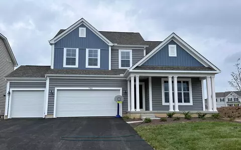 7162 Ribault Dr NW, Pickerington, OH 43147