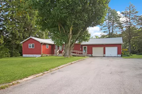 3329 Beechgrove Rd, Bucyrus, OH 44820