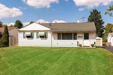 2260 Shrewsbury Rd, Columbus, OH 43221