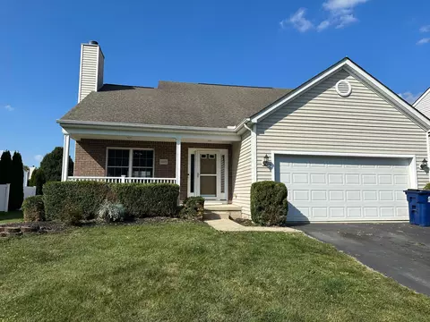 1471 E Quail Run Dr, Newark, OH 43055