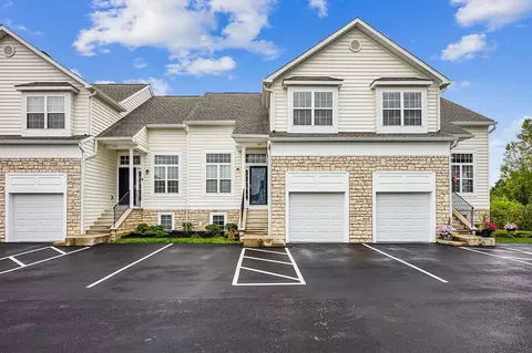 7019 Cavalcade Dr #36, New Albany, OH 43054
