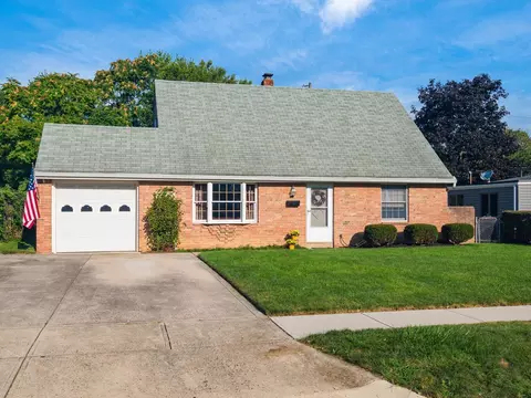3851 Homecomer Dr, Grove City, OH 43123
