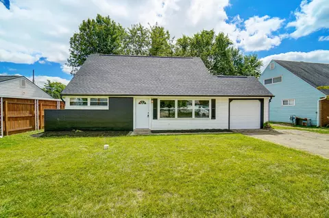 2969 Terry Ln, Grove City, OH 43123