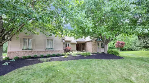 663 Petworth Ct, Powell, OH 43065
