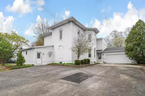405 E Charles St, Bucyrus, OH 44820