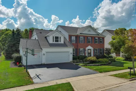 7735 Windsor Dr, Dublin, OH 43016