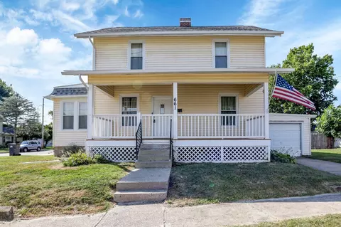 661 Maple Ave, Newark, OH 43055