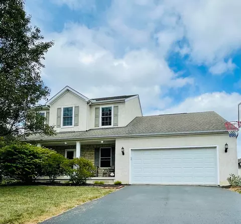 5968 Pondview Ct, Hilliard, OH 43026