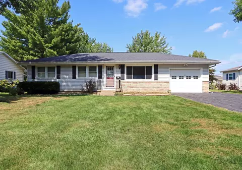 924 Van Kirk Dr, Marysville, OH 43040