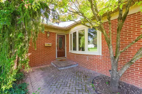 351 Meadow Ln, Circleville, OH 43113 photo 3