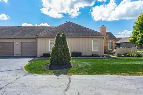 2403 Hooverside Ln, Grove City, OH 43123