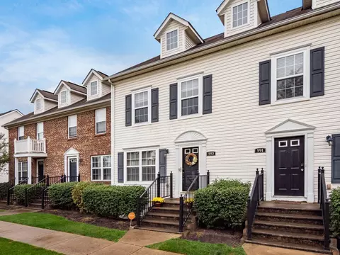 593 Lazelle Rd, Westerville, OH 43081