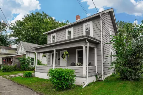 148 E William St, Delaware, OH 43015 photo 2