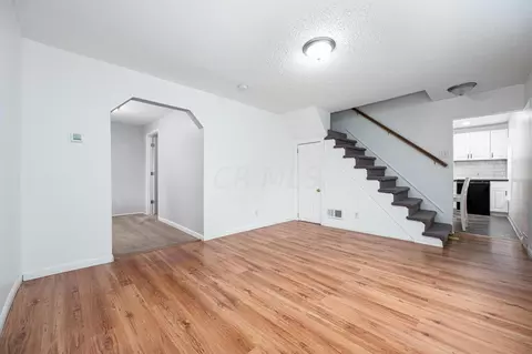148 E William St, Delaware, OH 43015 photo 7