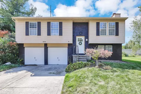 3898 Chickadee Ct, Westerville, OH 43081