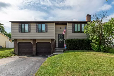 2561 Coral Ridge Ave, Grove City, OH 43123
